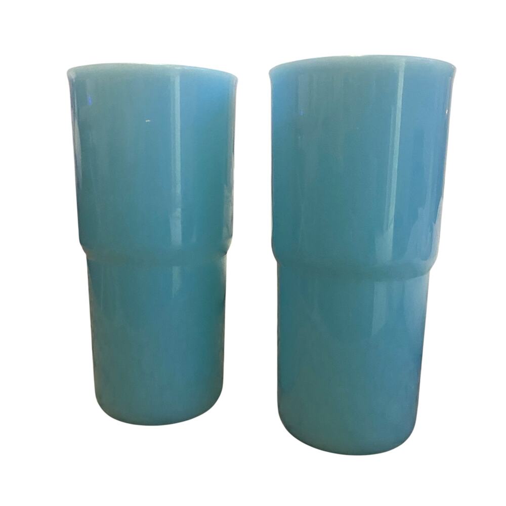Meet of TWO Vintage Tupperware Aqua Blue Tumblers 18 Oz. Model 24138-4